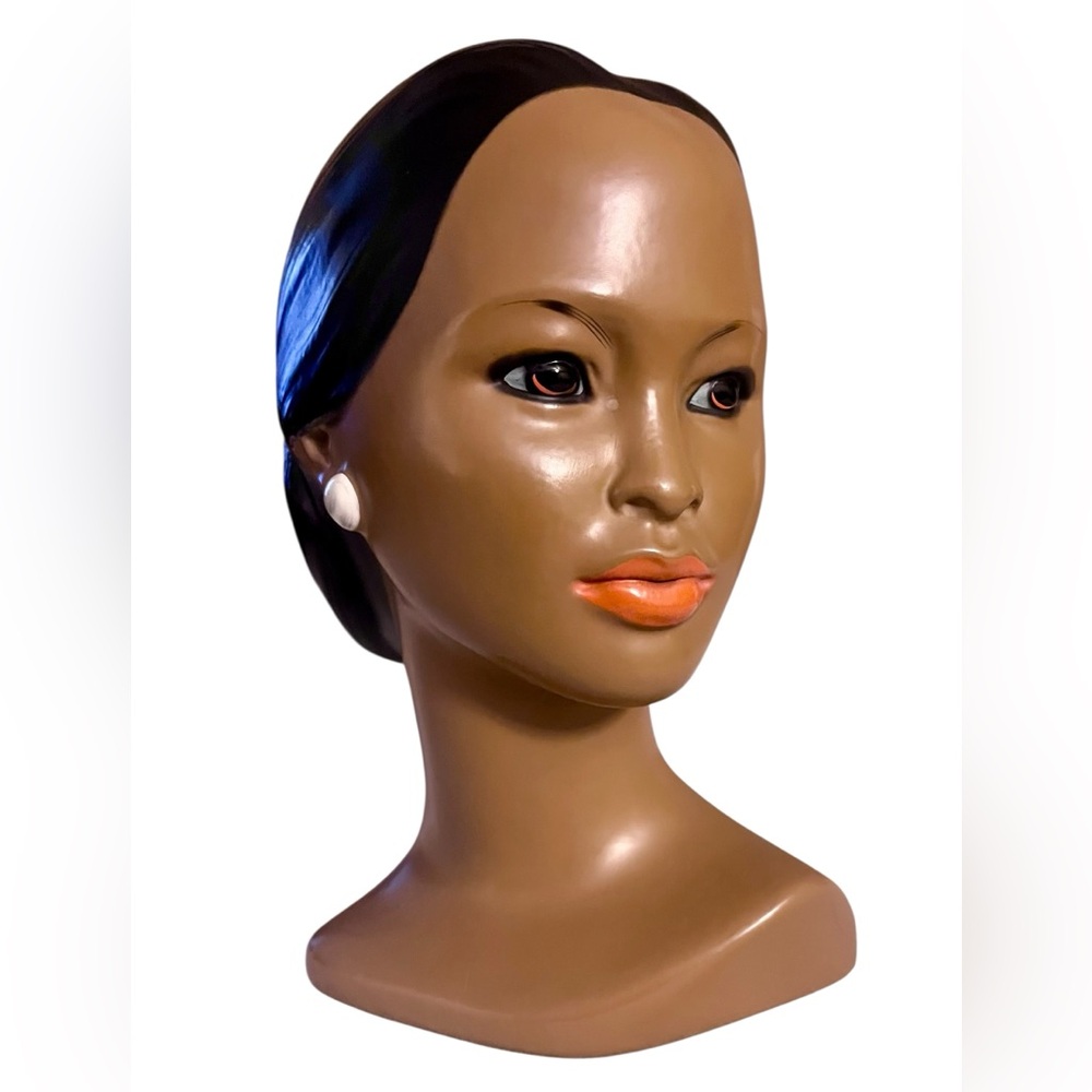 Elegant Antique Hawaiian Hola Girl Head Bust Brown Ceramic with Black Accents